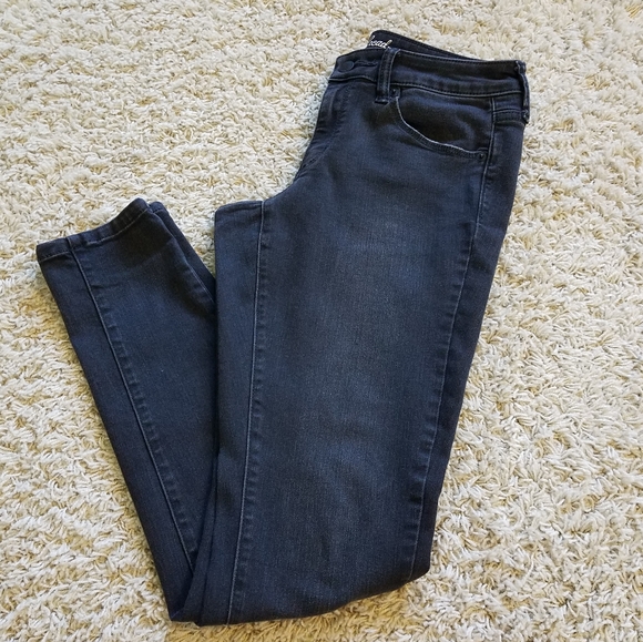 UNIVERSAL THREAD jeggings 🖤 - Picture 2 of 8